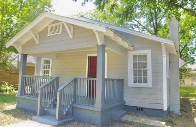 Newly Renovated 3 Bedroom 1 Bath Home Available now! photos photos