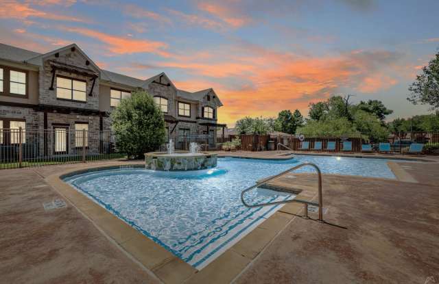 Arioso Apartments & Townhomes Gallery 2