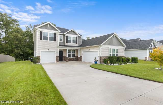 906 Courthouse Crossing Gallery 2