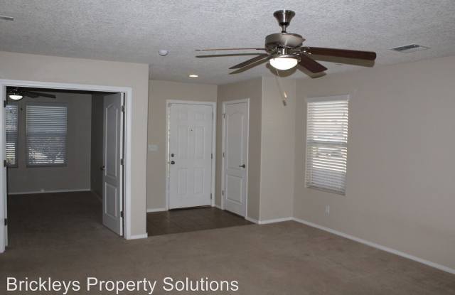 241 El Camino Loop NW Gallery 3