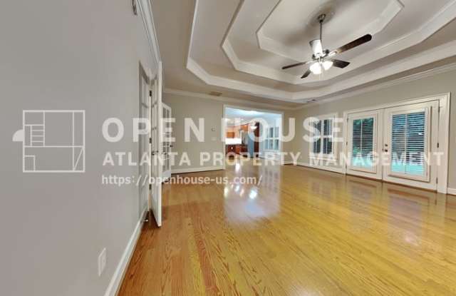601 Peach Place Gallery 3