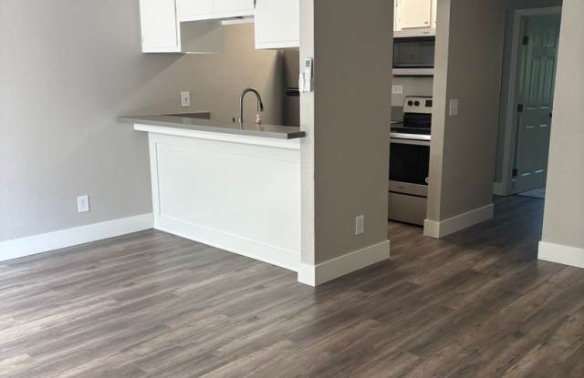 Renovated two bedroom two bath townhome, Windsor!! photos photos