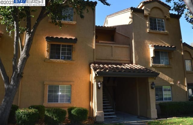 805 WATSON CANYON - 805 Watson Canyon Court, San Ramon, CA 94582