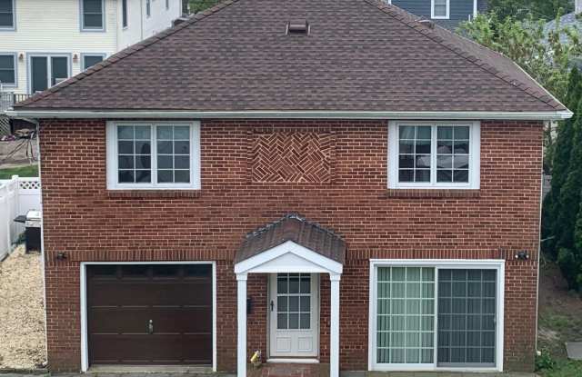 515 Monmouth Avenue photos photos