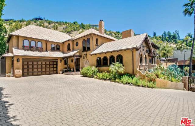 7947 ELECTRA Drive Gallery 3