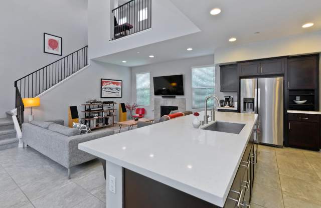 451 White Fox Trail - 451 White Fox Trail, Palm Springs, CA 92262
