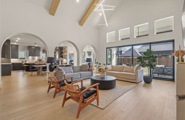 2217 Zaide Way Gallery 4