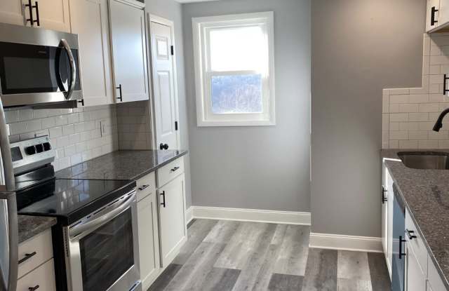 526 Boggs Ave photos photos