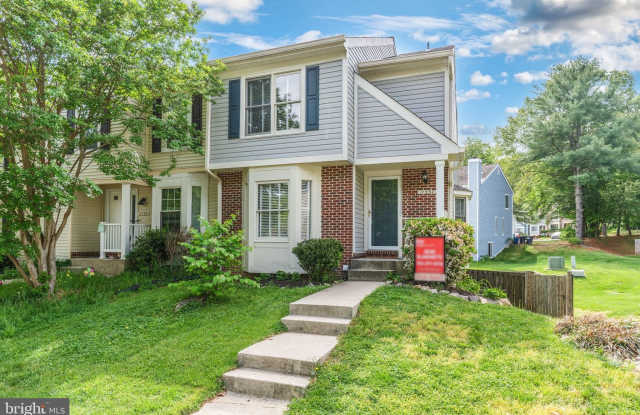 11557 HILL MEADE LANE - 11557 Hill Meade Lane, Lake Ridge, VA 22192