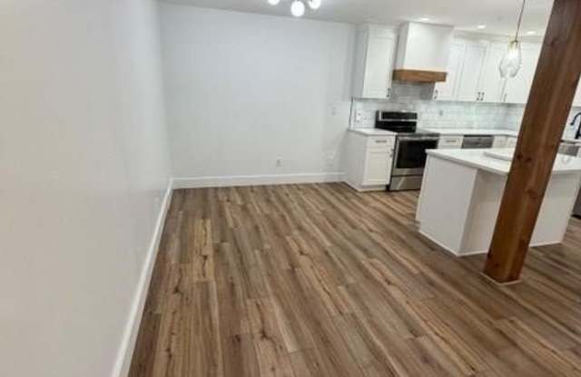 77 Atterbury Boulevard Gallery 4