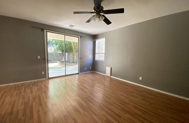 3886 S CRICKET Drive Gallery 4