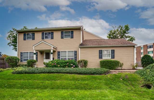 134 W WOOD Street unit: 134 photos photos