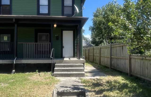 613 N Tacoma Avenue photos photos