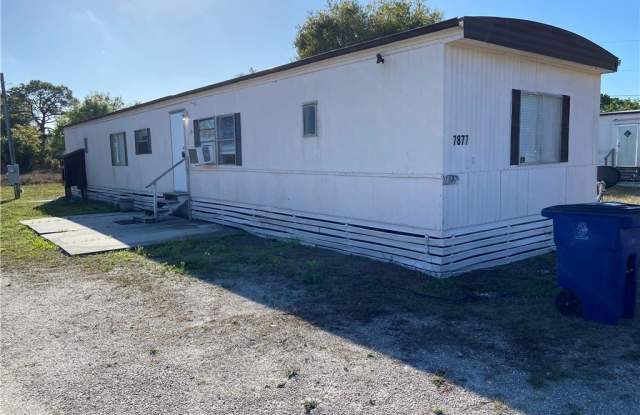 7877 Suncoast Drive photos photos