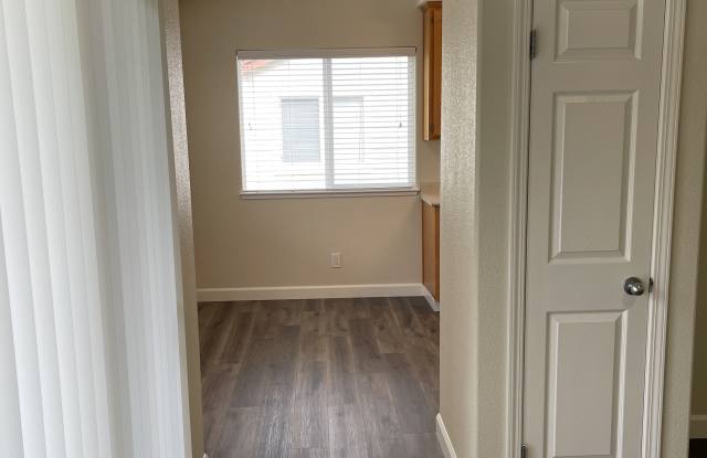 1040 Prospect Avenue photos photos