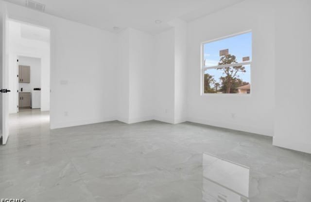 3005 52nd Street W Gallery 4