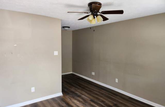 216 Tabor #16 Drive Gallery 3