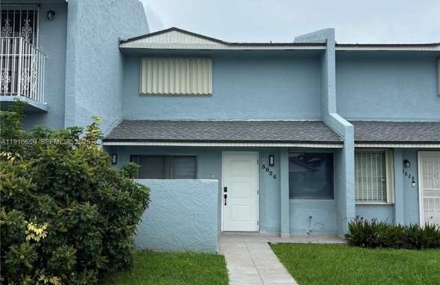 3826 SW 107th Ave photos photos