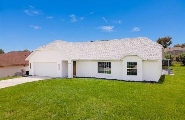 5424 LOMA VISTA Drive E Gallery 2