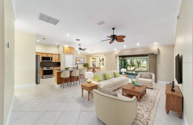 1109 ALCOVE Loop Gallery 1