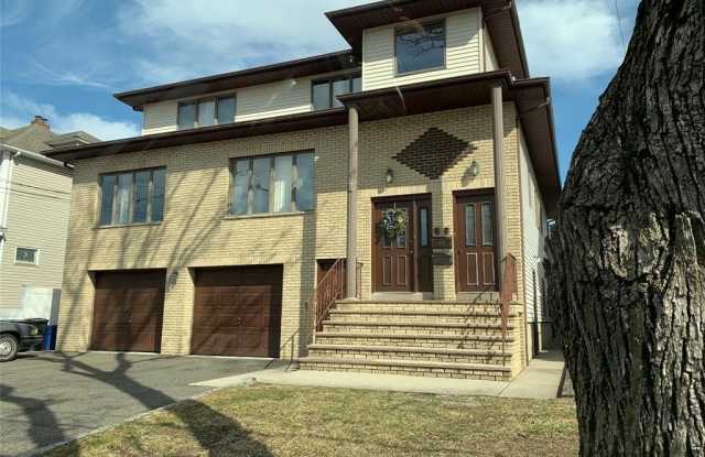 426 Chestnut Avenue 2 photos photos