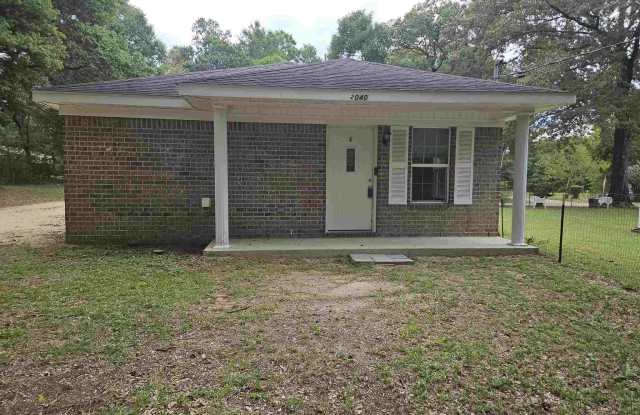 2040 E Roberts Rd photos photos