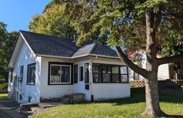 409 2nd Avenue Northwest photos photos