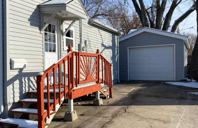 Updated 2 Bedroom 1 Bath photos photos