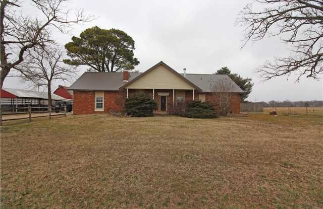 2210 Kinyon  RD photos photos