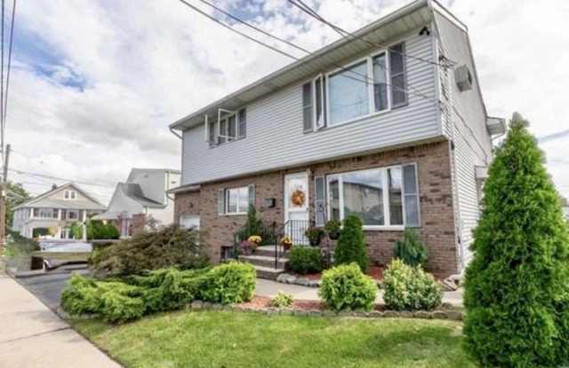 128 Lee St - 128 Lee Street, Elmwood Park, NJ 07407