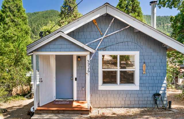 5926 Shasta Ave - 5926 Shasta Avenue, Dunsmuir, CA 96025 5926 Shasta Ave - 5926 Shasta Avenue, Dunsmuir, CA 96025