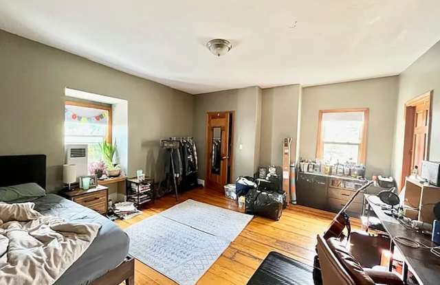 Perfect 6-bed, 4-bath student apartment in Mission Hill available for a 9/1/26 move-in! photos photos