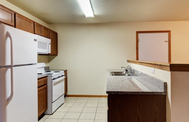 3312 29th St W Apt 303 - 3312 29th Street West, Williston, ND 58801