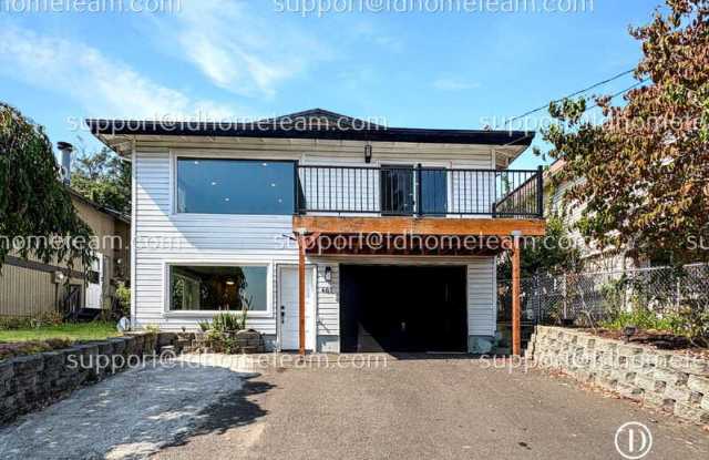 405 Maple Ave NW photos photos