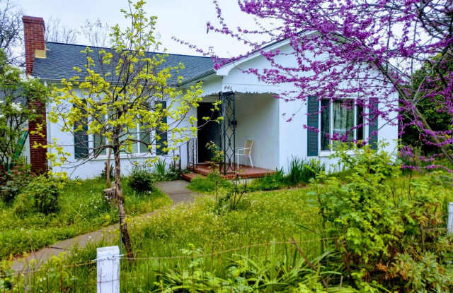 446 Jefferson St - 446 North Jefferson Street, Cloverdale, CA 95425