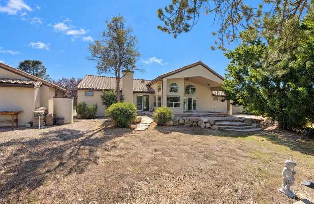 3321 Charla Dr Gallery 1