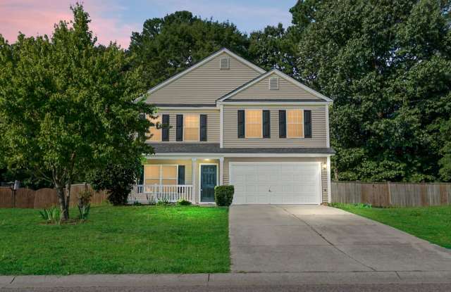 Spacious 2 Story, 4 BR, 2.5 BA, 2 Car Garage, Fenced Backyard in Oak Hill Plantation photos photos