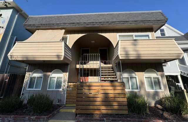 Cute Midtown Unit! - 2525 N Street, Sacramento, CA 95816
