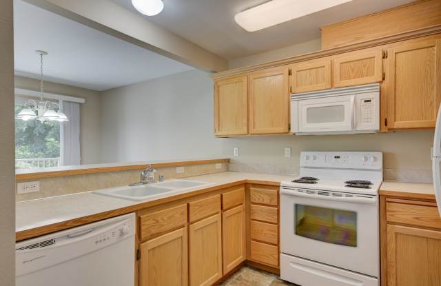 Two Bedroom Condo in Summerwind photos photos