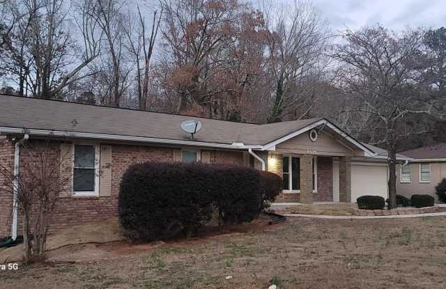 2575 Fox Hall Lane S Gallery 1