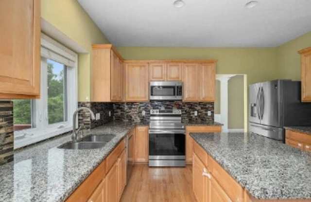 2478 Black Horse Drive Northeast Gallery 2