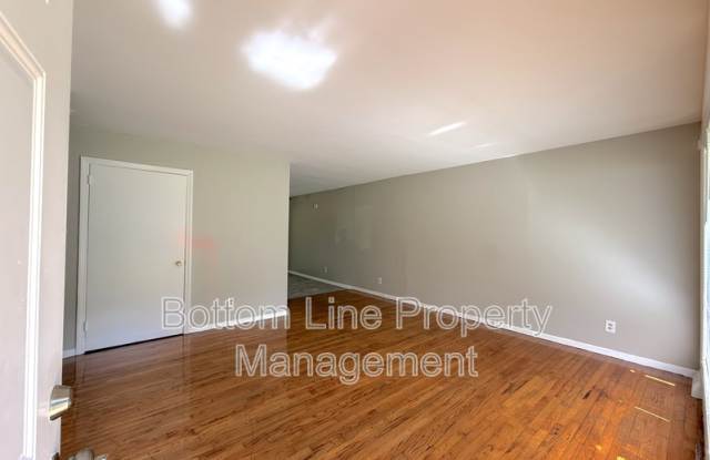 561 Blendwood Drive Gallery 2