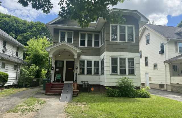 845-847 Arnett Boulevard - 845 - 845-847 Arnett Boulevard, Rochester, NY 14619