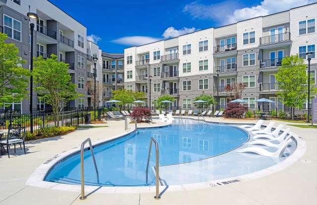 The Tomlin photos photos The Tomlin photos photos