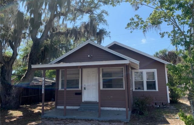 2001 44TH STREET S - 2001 44th Street South, St. Petersburg, FL 33711