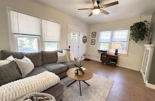 1415-1417 Hollywood Avenue - 1415 photos photos