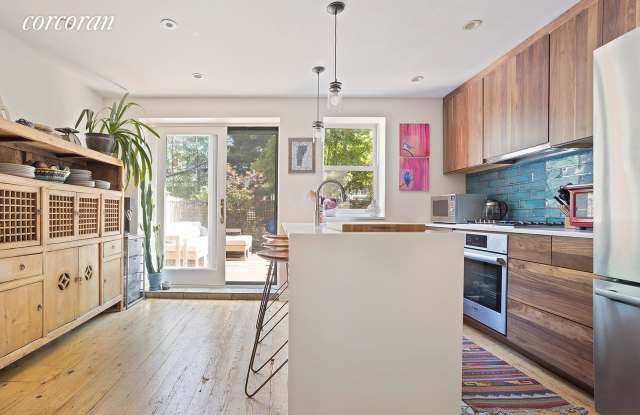 627 Carroll Street - 627 Carroll Street, Brooklyn, NY 11215 627 Carroll Street - 627 Carroll Street, Brooklyn, NY 11215