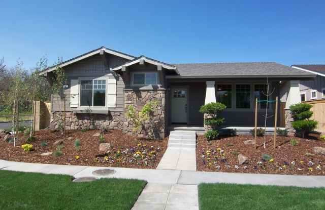 One Time-Lease-Up Adorable Craftmans Style 3 Bedroom House in Great Neighborhood! photos photos