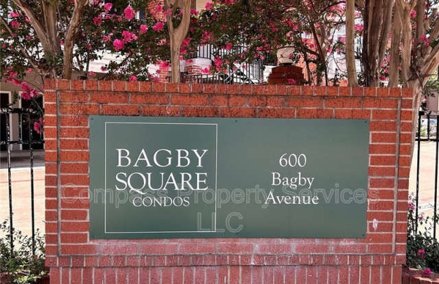 Centre photos photos Centre photos photos