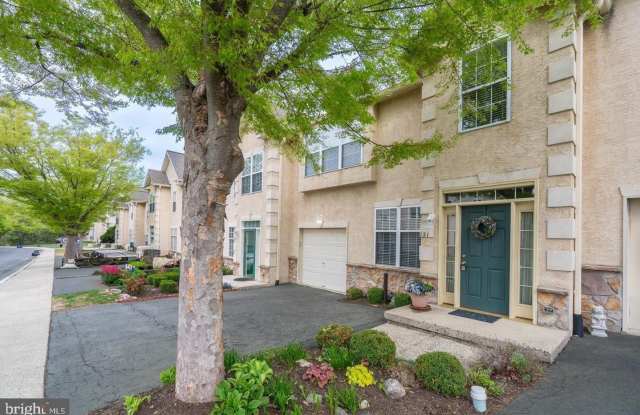 121 CASTLE DRIVE photos photos